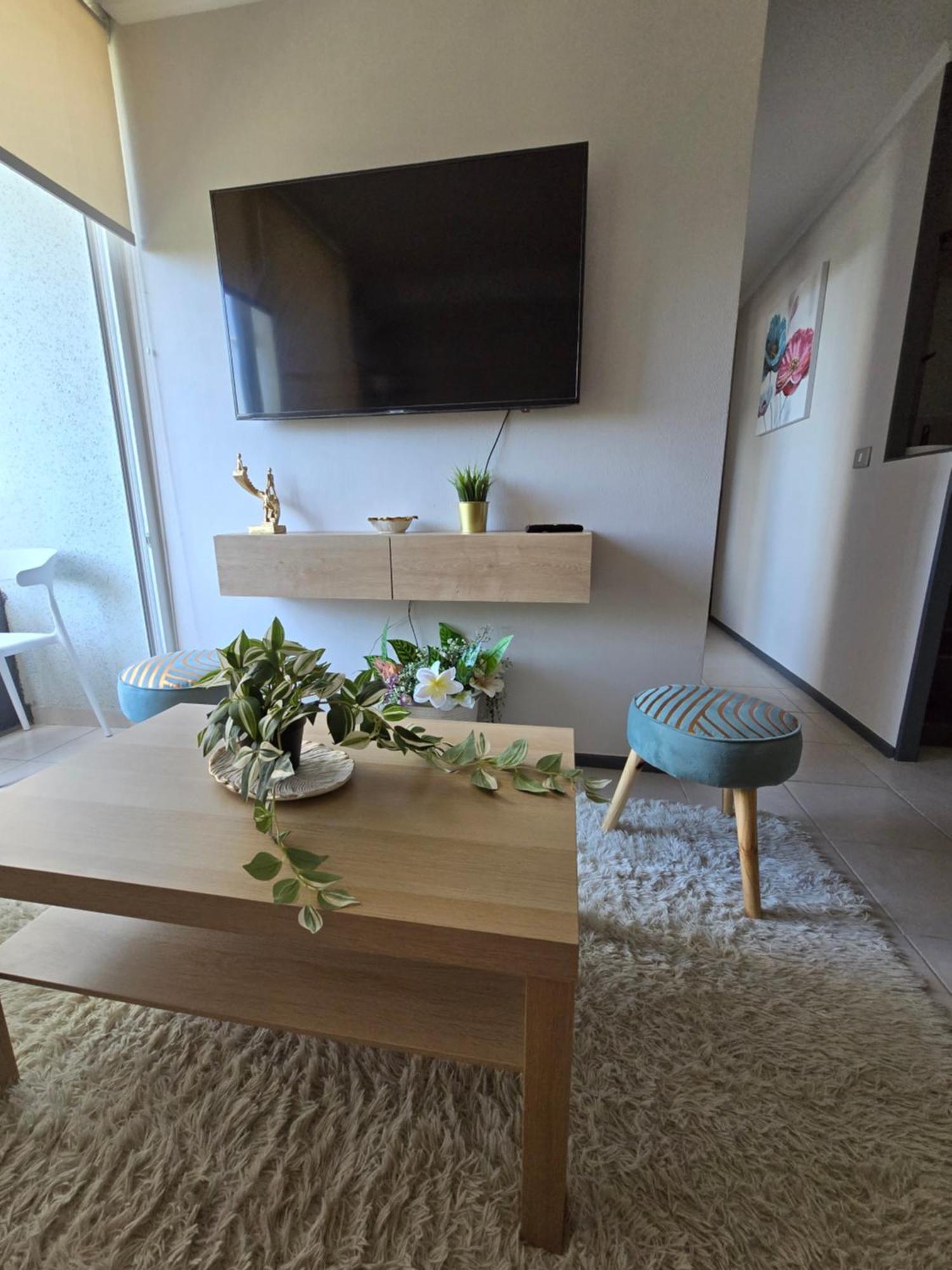 Acomodação com café da manhã  Confortable Y Excelente Ubicacion En El Centro De Con Piscina Wifi Y Parcking Gratis *